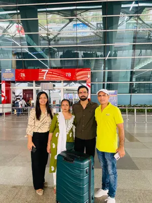Students with families before departure