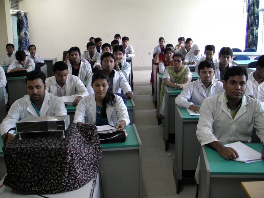 Eastern Medical College, Comilla - College Image