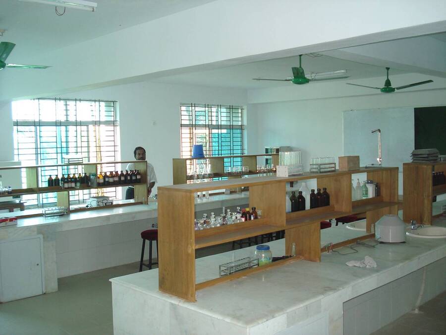 Eastern Medical College, Comilla - College Image