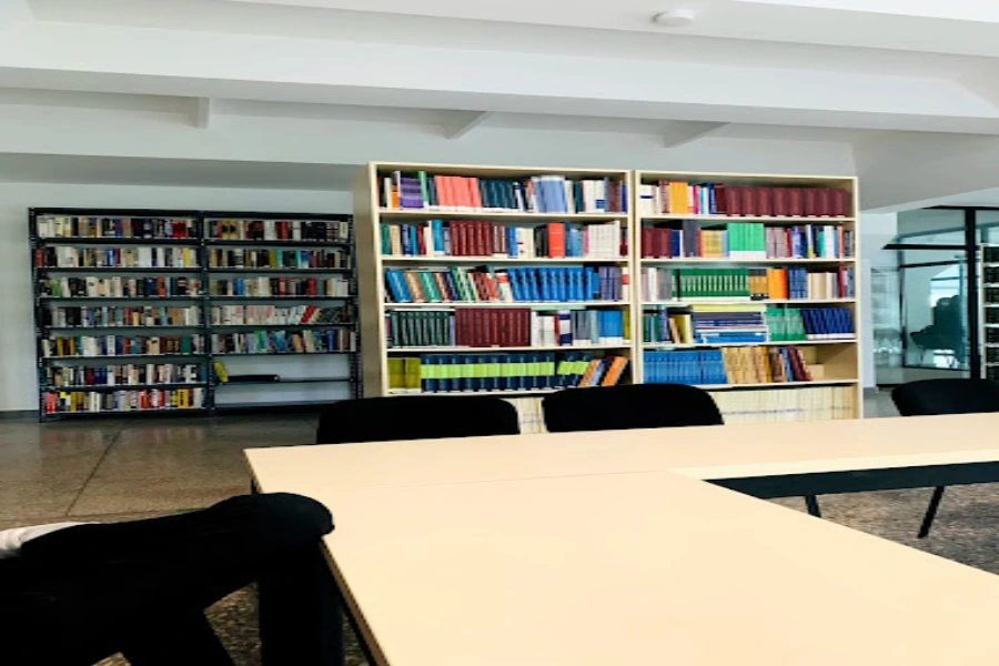 New Vision University* - College Image