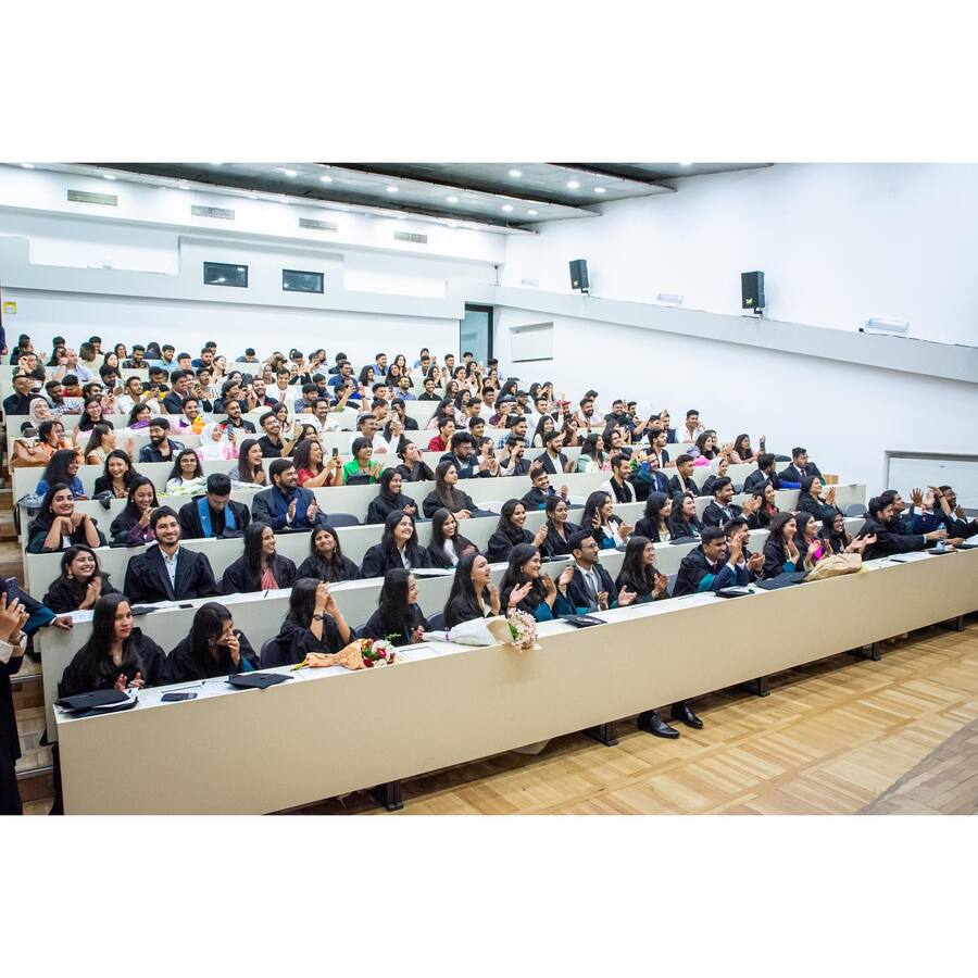 New Vision University* - College Image