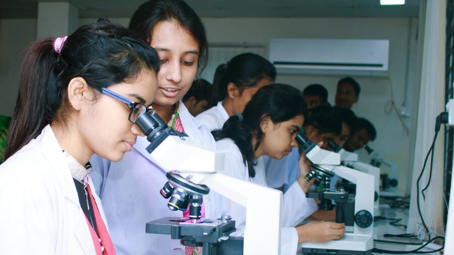 Universal Medical College* - College Image