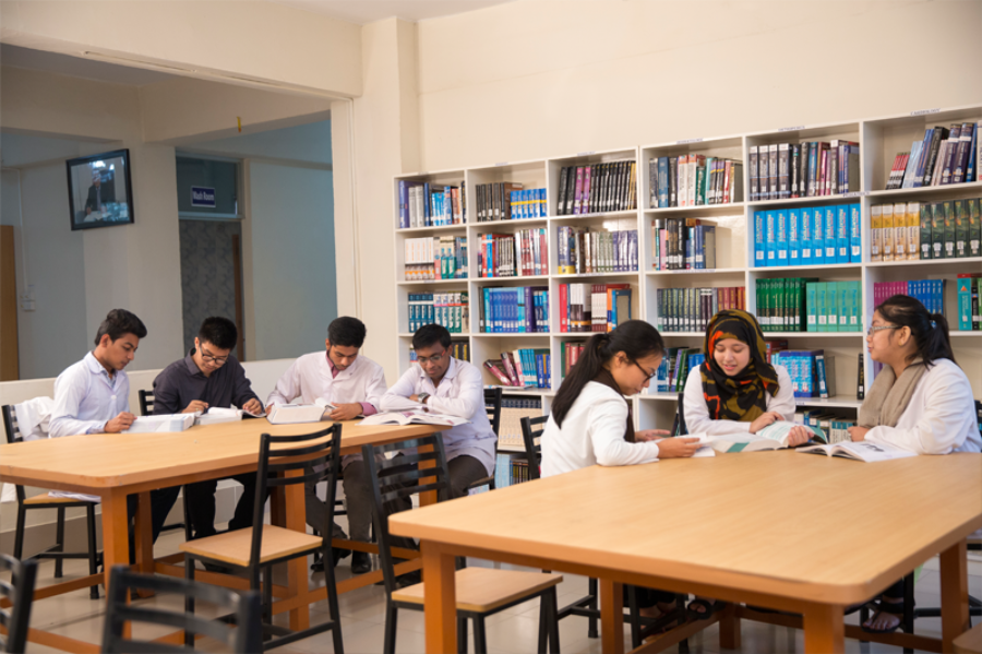 Monno Medical College - College Image