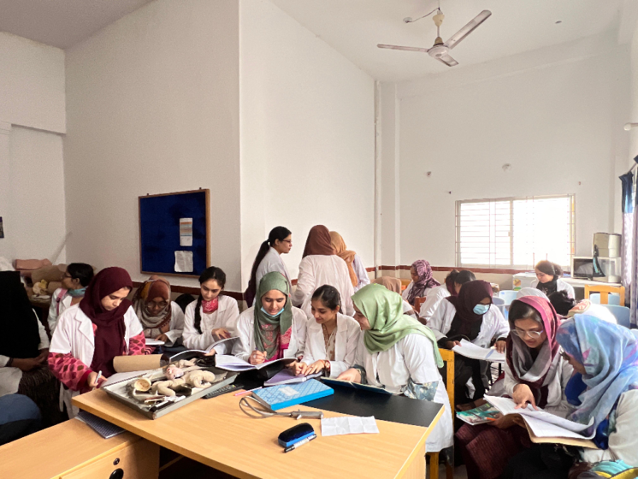 Kumudini Women's Medical College - College Image