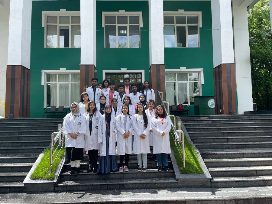 International Medical School - College Image