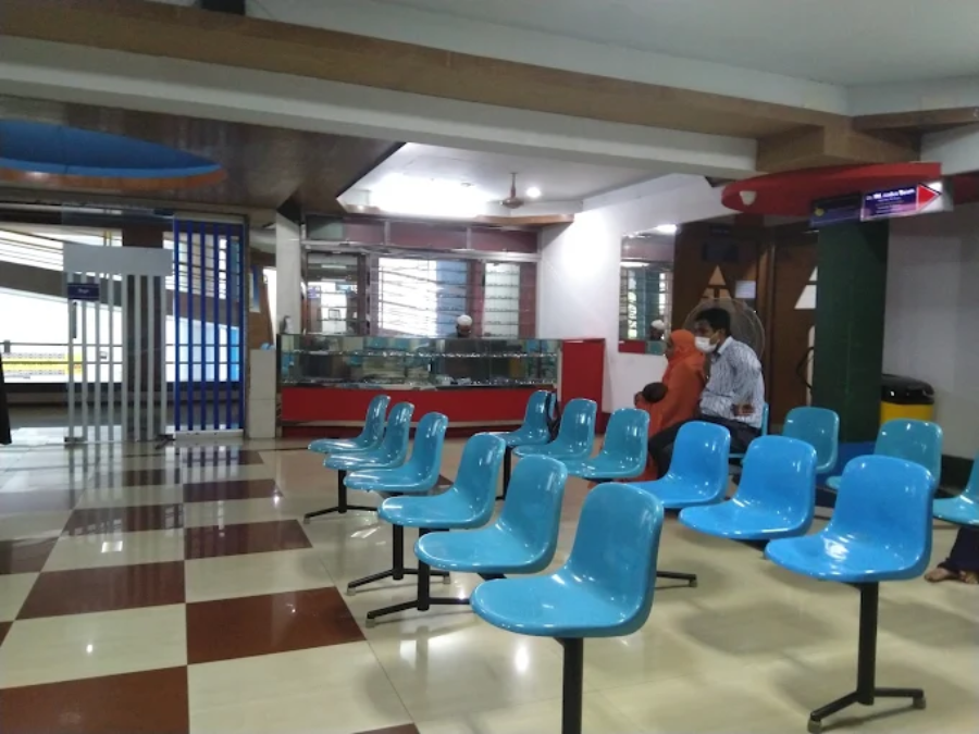 Ad - Din Women Medical College - College Image