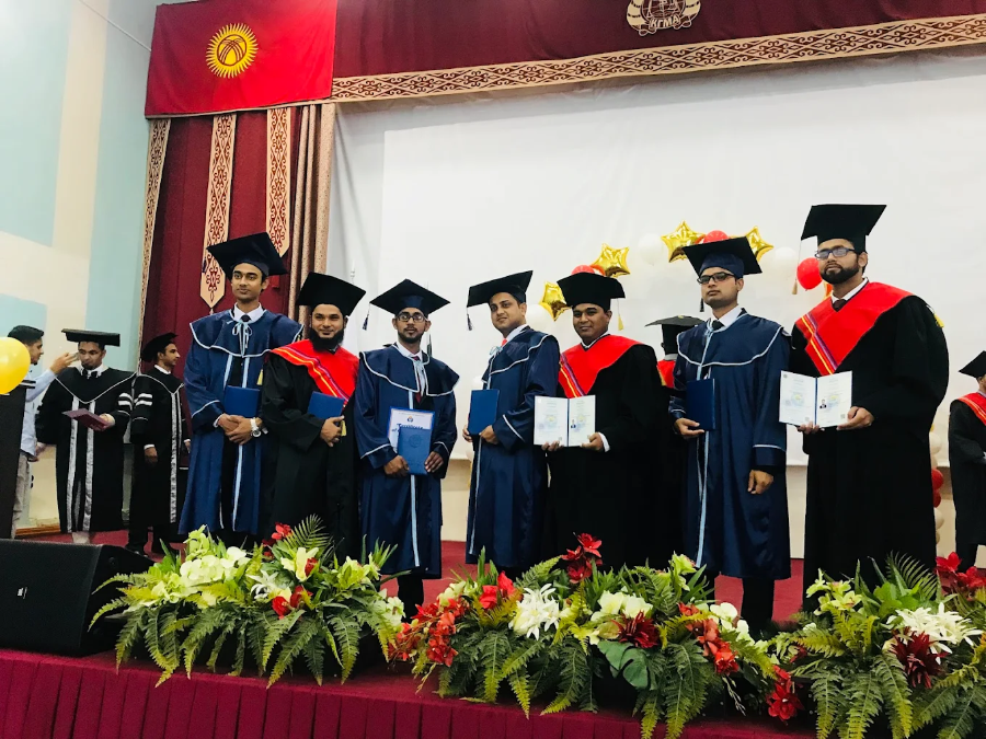 Kyrgyz State Medical Academy - College Image