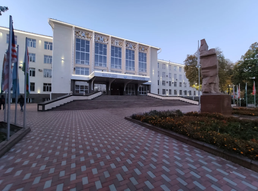 Kyrgyz State Medical Academy - College Image