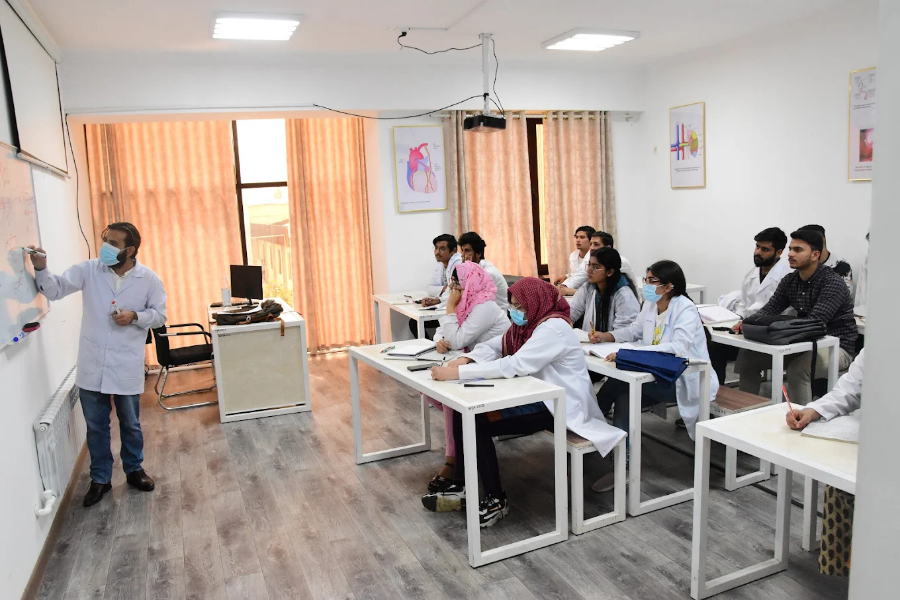 Central Asian International Medical University - College Image