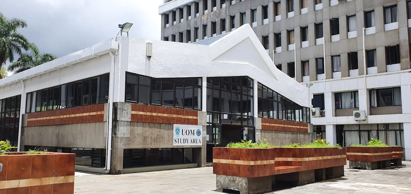 University Of Mauritius - College Image