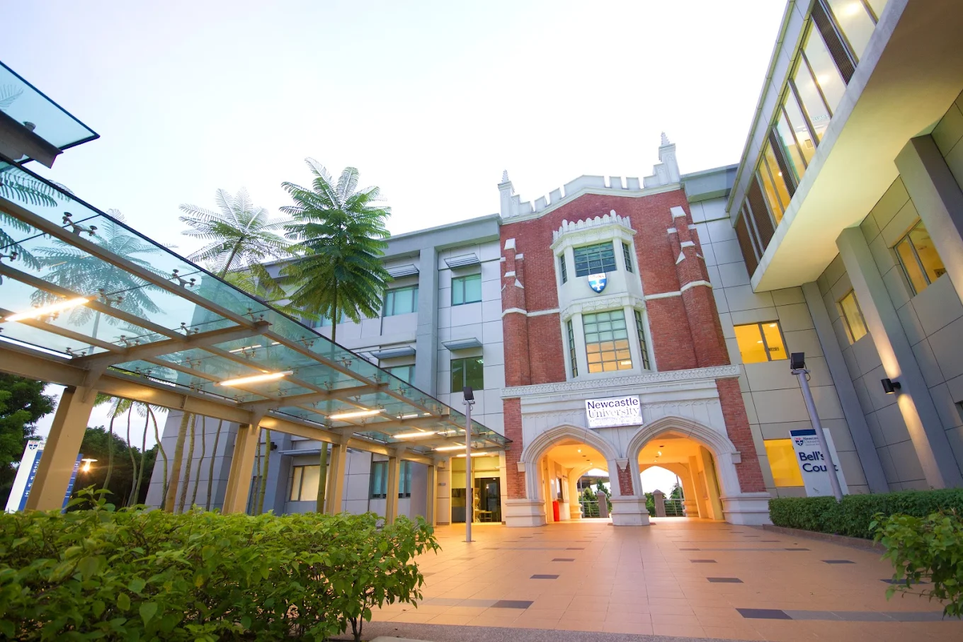 New Castle University - College Image