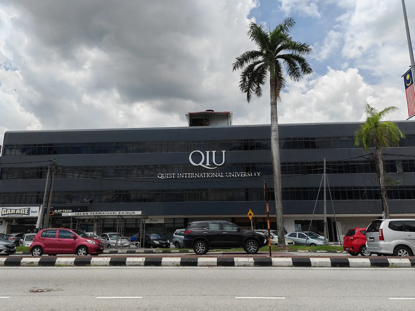 Quest International University (QIU) - College Image