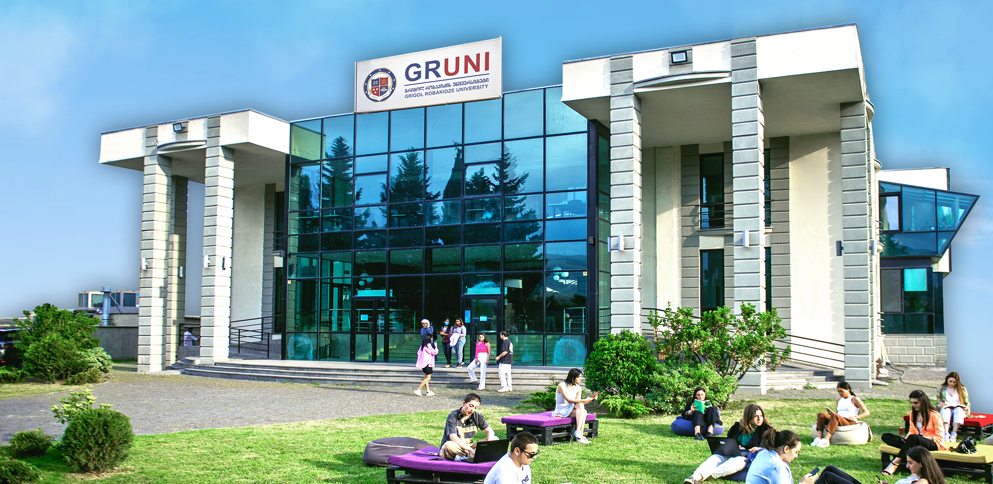 Grigol Robakidze University* - College Image