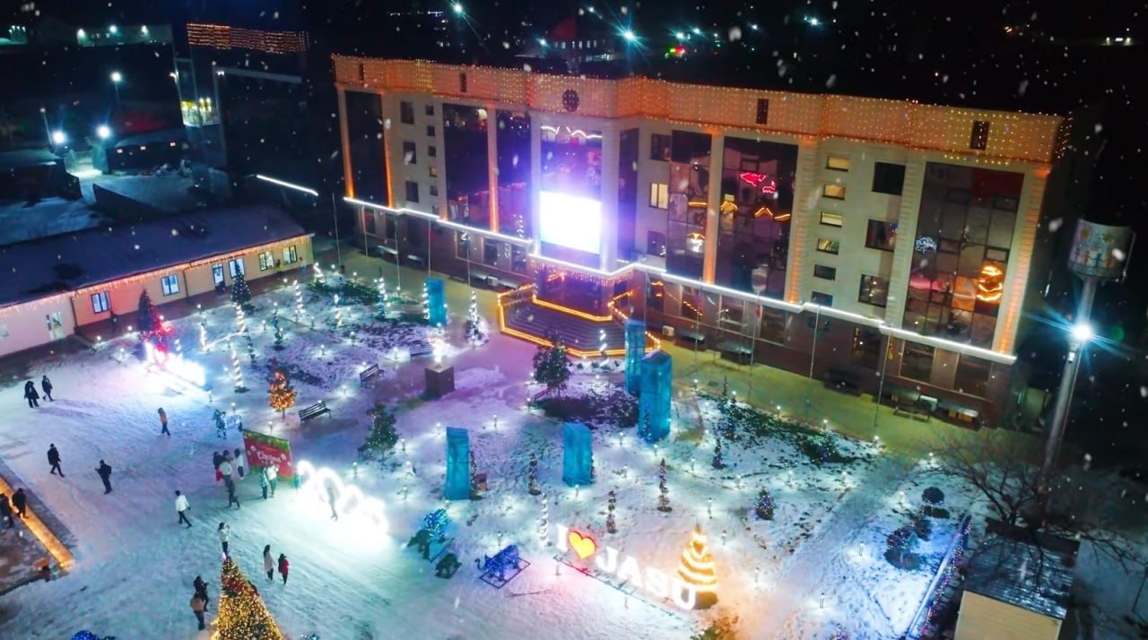 Jalal Abad International University - College Image