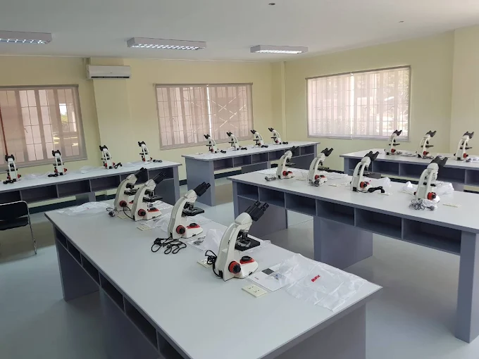 AMA School of Medicine - College Image