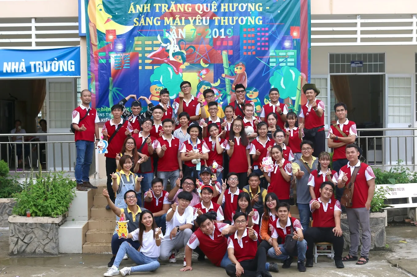 Hong Bang International University - College Image