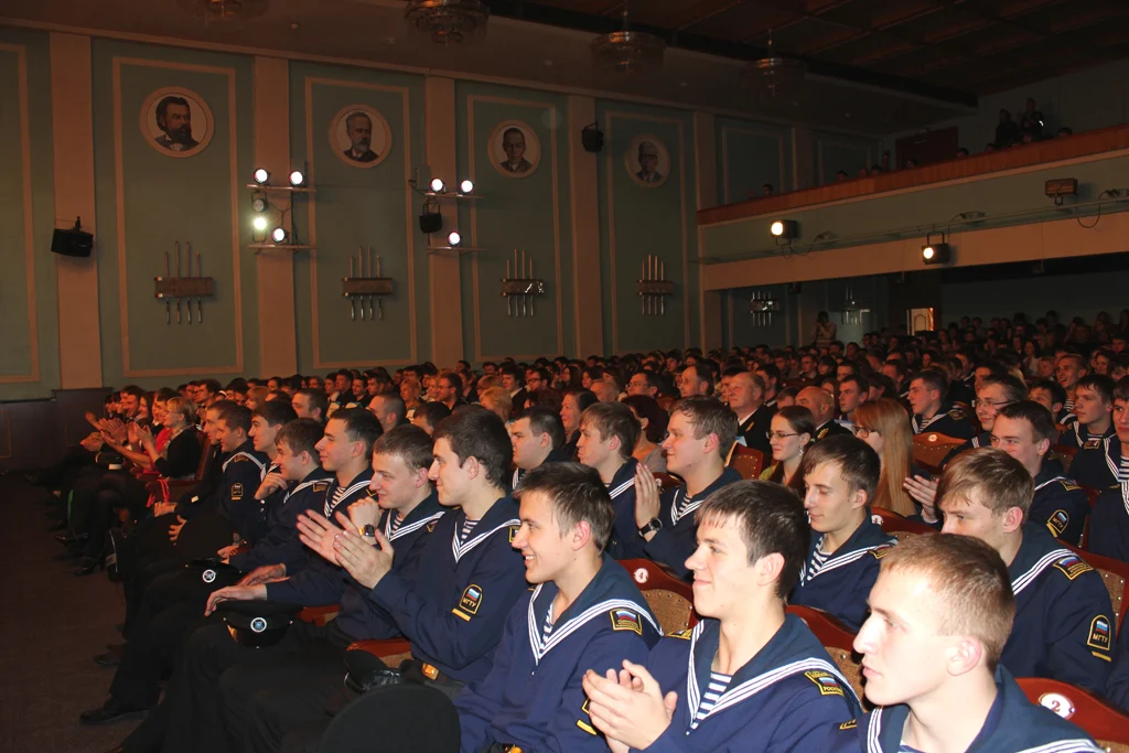 Murmansk state university - College Image