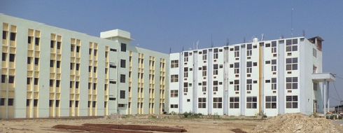 Varun Arjun Medical College, Shahjahanpur - Campus