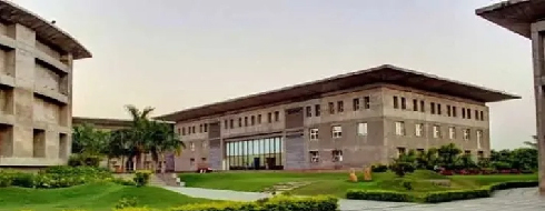 Karnavati School of Dentistry, Gandhinagar - Campus