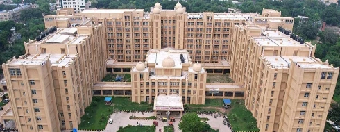 Gajra Raja Medical College, Gwalior - Campus