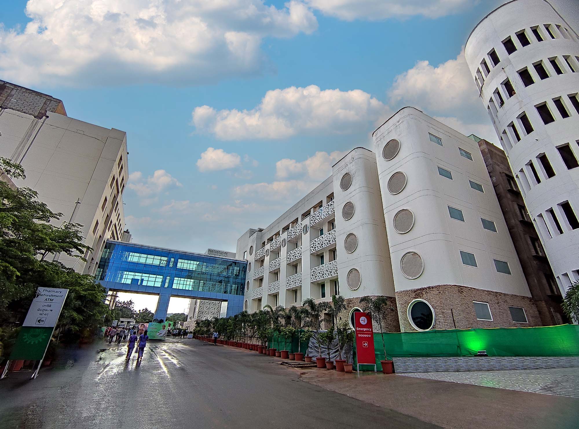 Kalinga Institute of Medical Science, Bhubaneswara - Campus