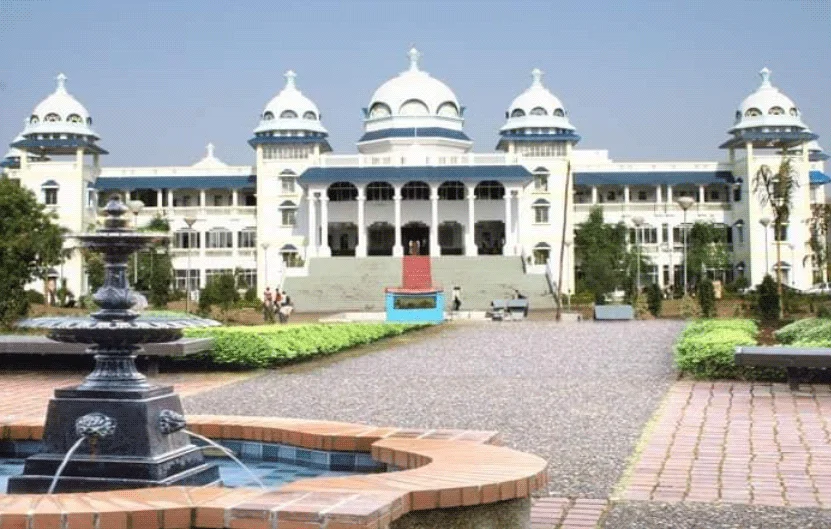 Jawaharlal Nehru Medical College & Hospital, Bhagalpur - CAMPUS