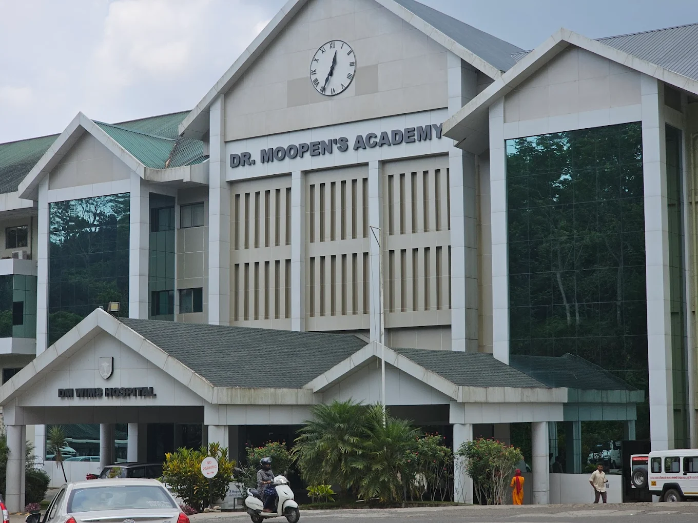 Dr. Moopen s Medical College, Wayanad - CAMPUS