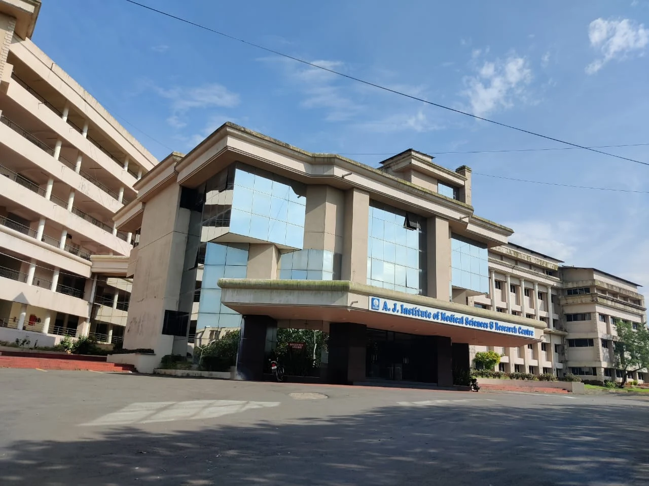 A J Institute of Medical Science & Research Centre, Mangalore - CAMPUS