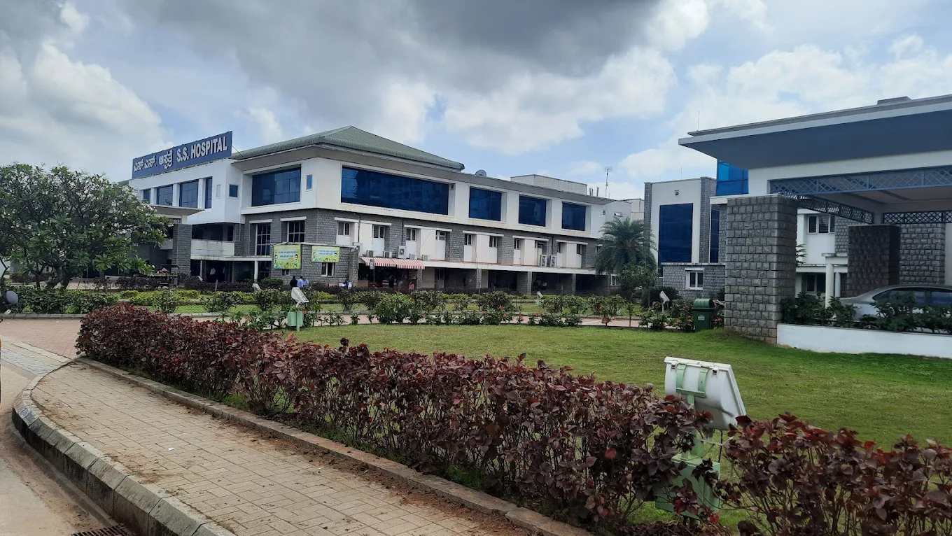 S S Institute of Medical Science & Research Centre, Davangere - CAMPUS
