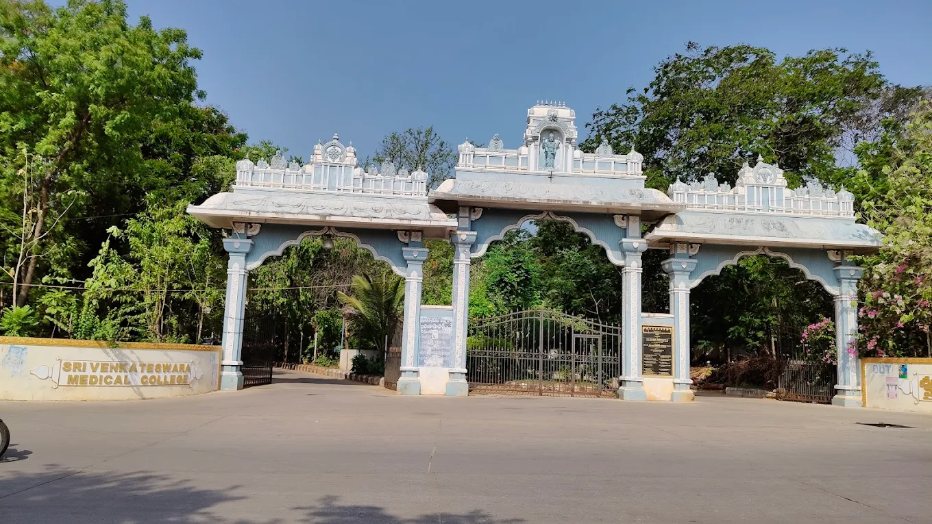 Sri Venkateswara Medical College & Hospital, Tirupati - CAMPUS