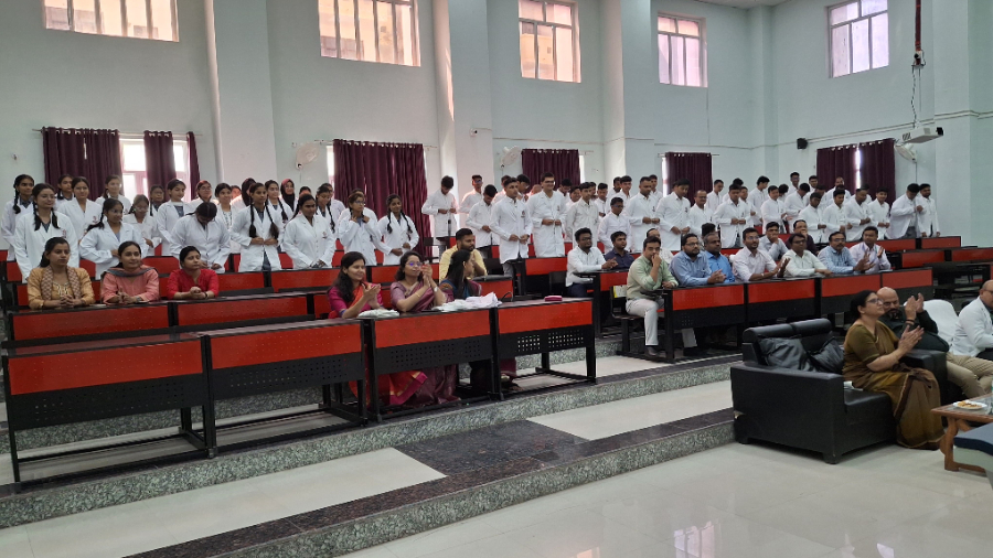 Autonomous State Medical College, Ghazipur - College Image