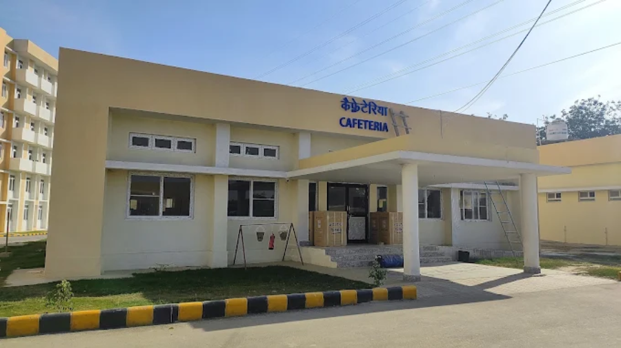 Autonomous State Medical College, Kaushambi - College Image