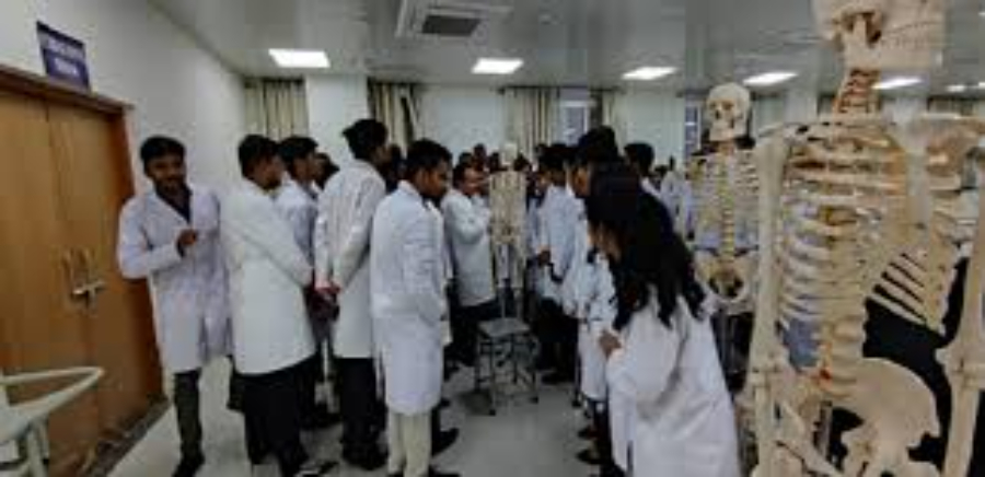 Autonomous State Medical College, Siddharthnagar - College Image