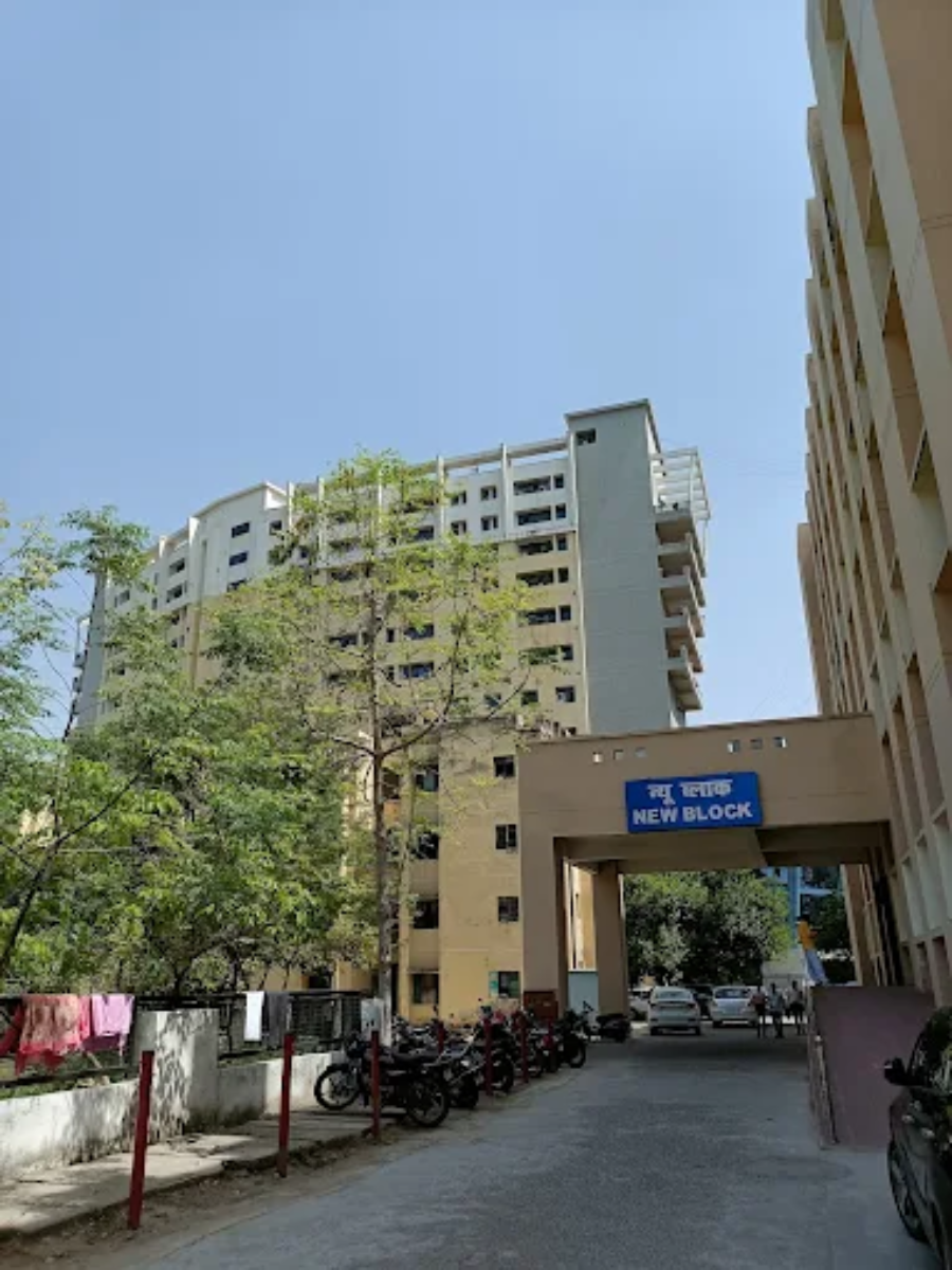 Dr. Ram Manohar Lohia Institute of Medical Sciences, Lucknow - College Image