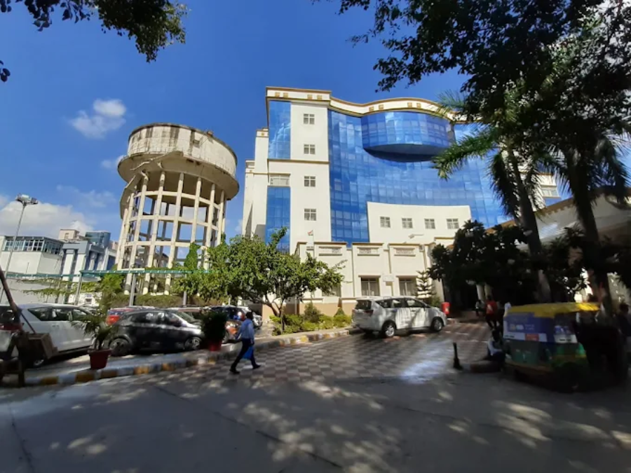 Dr. Ram Manohar Lohia Institute of Medical Sciences, Lucknow - College Image
