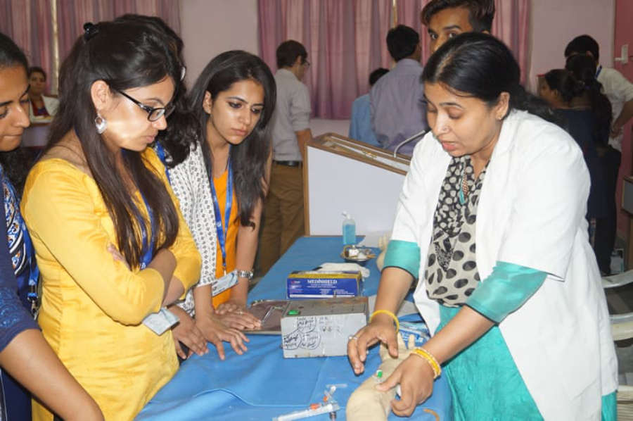 Era Lucknow Medical College, Lucknow - College Image