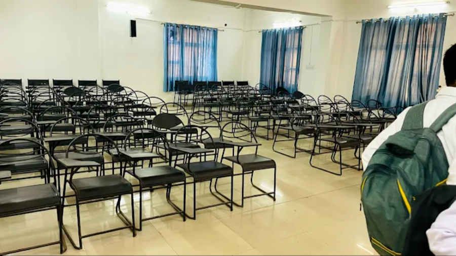 F.H. Medical College & Hospital, Agra - College Image
