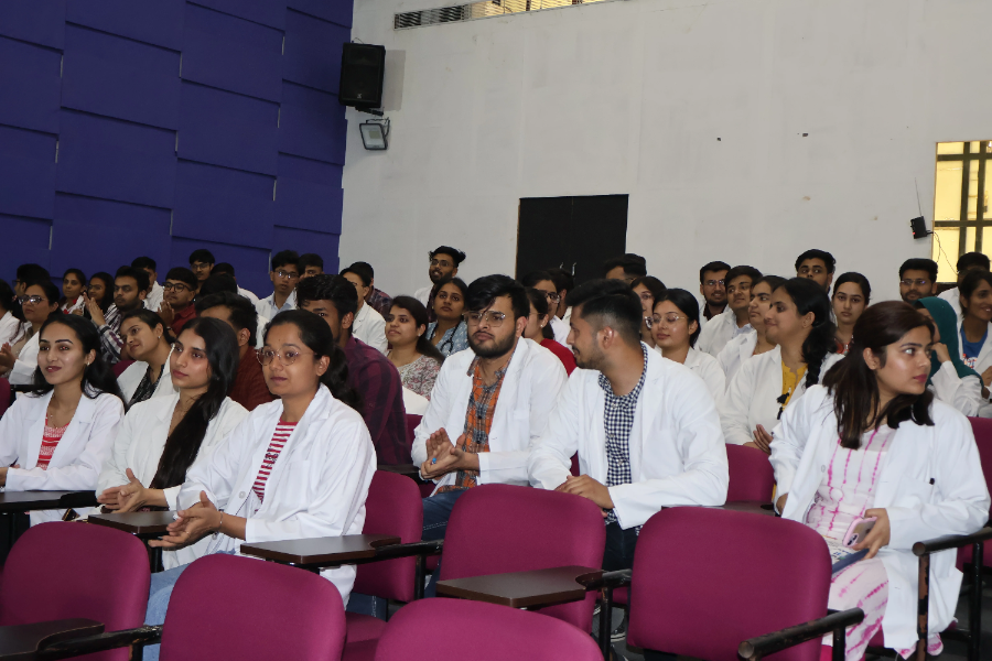 G.S. Medical College & Hospital, Hapur - College Image