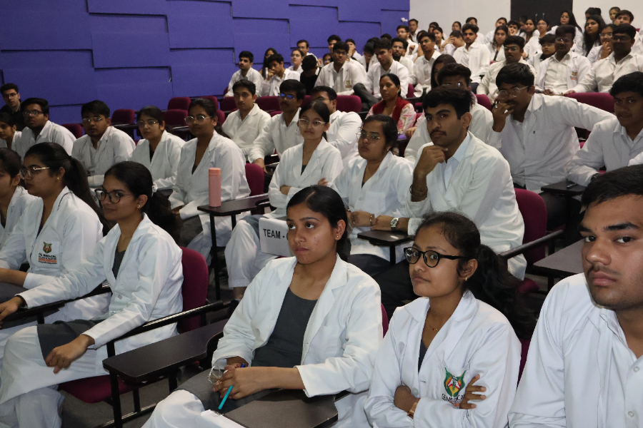 G.S. Medical College & Hospital, Hapur - College Image