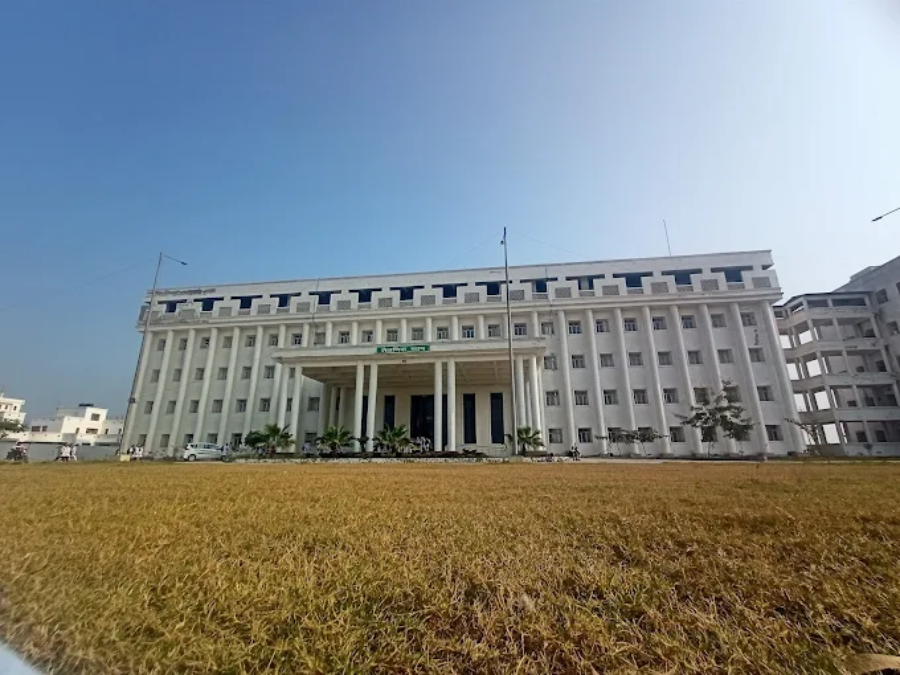 Government Medical College, Shahjahanpur - College Image