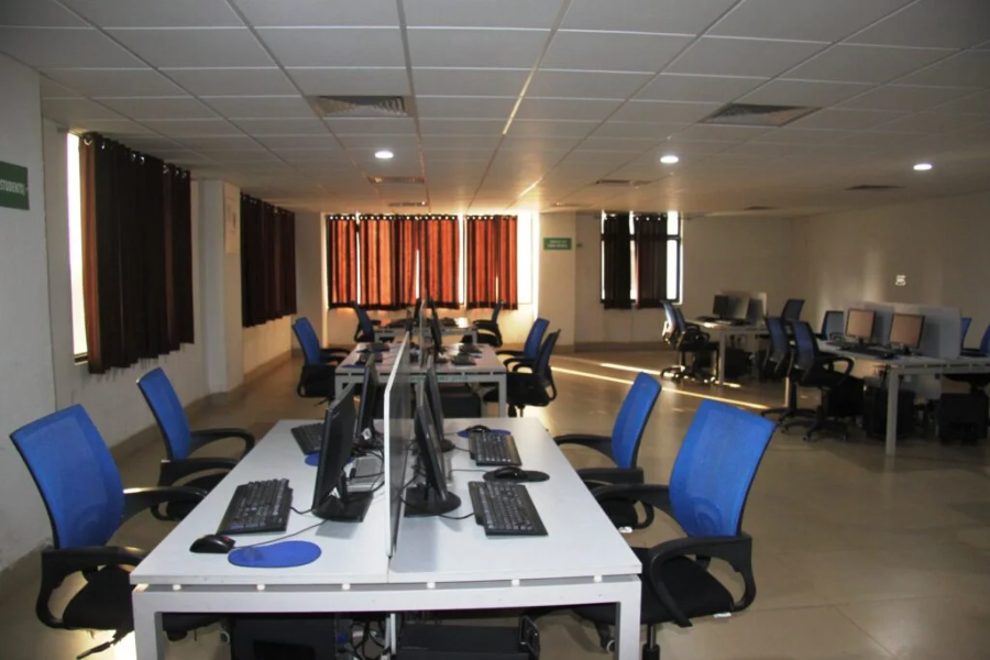 Heritage Institute of Medical Sciences, Varanasi - College Image