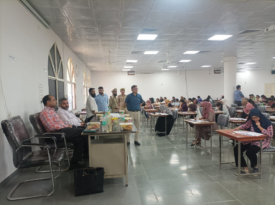 Jawaharlal Nehru Medical College, Aligarh - College Image