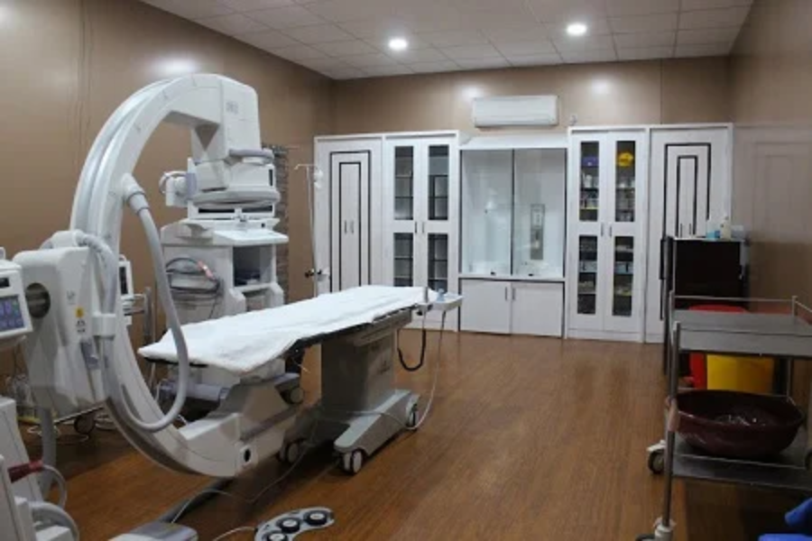 KMC Medical College, Maharajganj - College Image