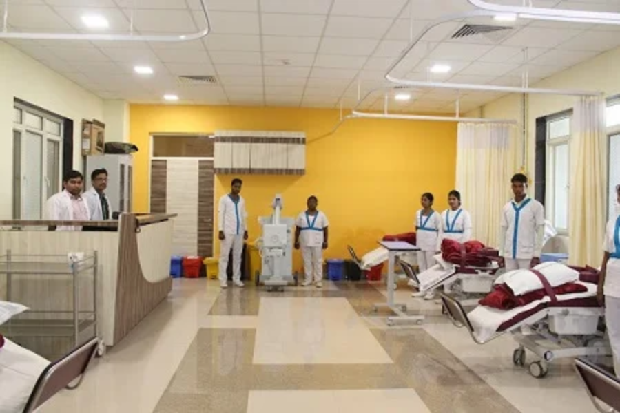 KMC Medical College, Maharajganj - College Image