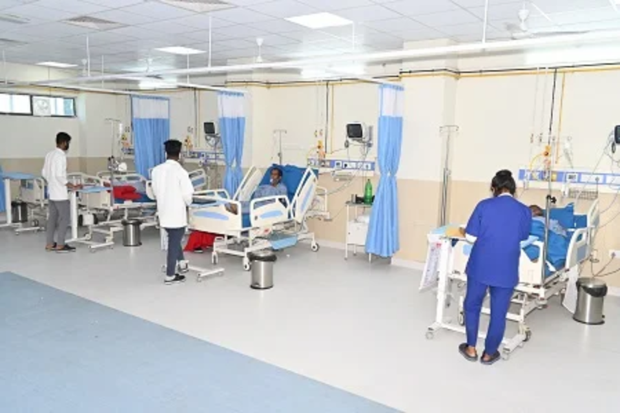 KMC Medical College, Maharajganj - College Image