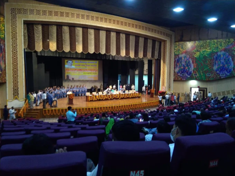 King George Medical University, Lucknow - College Image