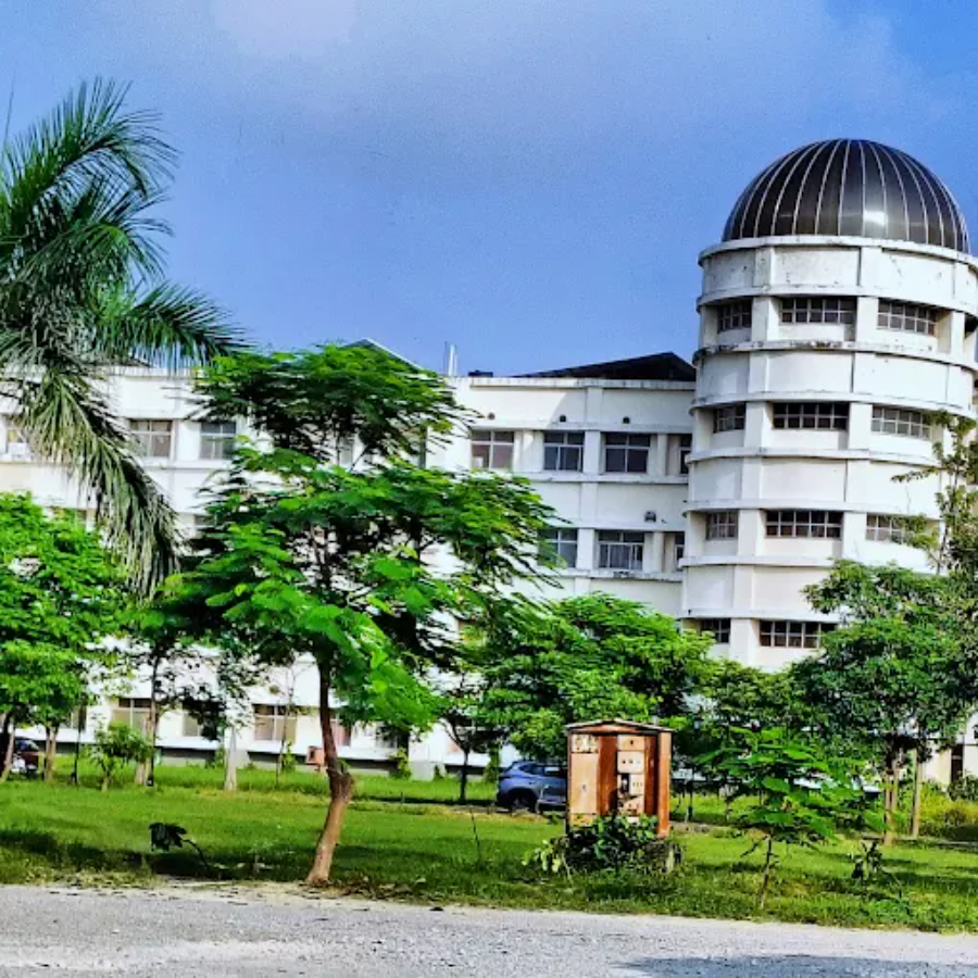 Mahamaya Rajkiya Allopathic Medical College (GMC), Ambedkar Nagar - College Image