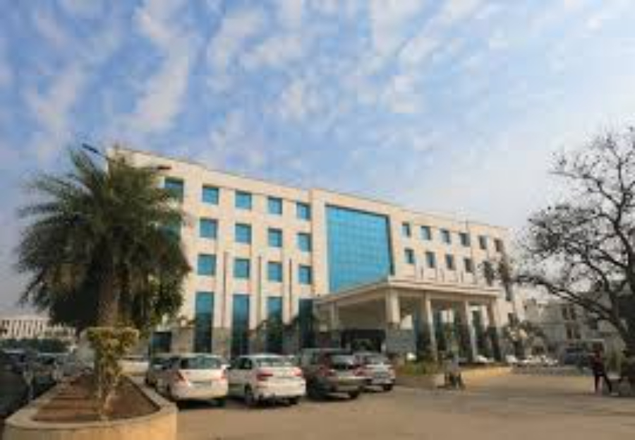 Muzaffarnagar Medical College, Muzaffarnagar - College Image