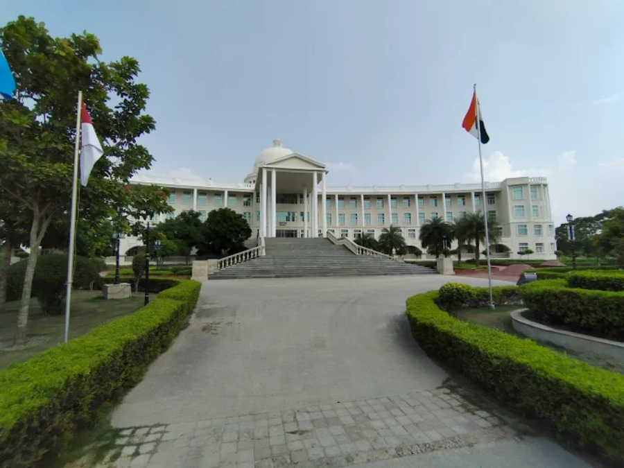 Noida International Institute of Medical Sciences, Gautam Budh Nagar - College Image