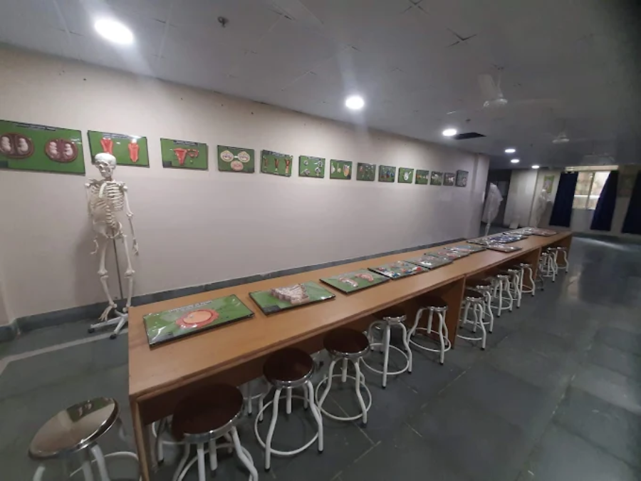 Noida International Institute of Medical Sciences, Gautam Budh Nagar - College Image